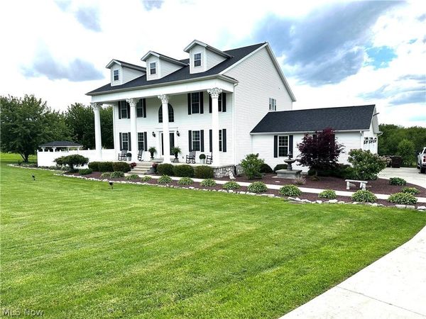 51208 Field Stone Drive, East Liverpool, OH 43920