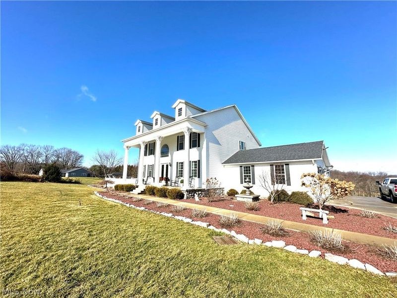 51208 Field Stone Drive, East Liverpool, OH 43920 Photo 2