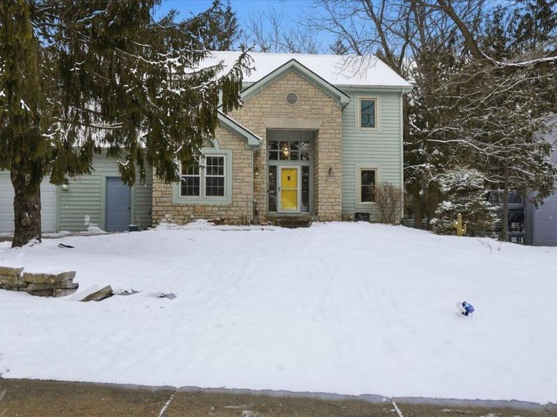 1417 Whispering Pines Lane, Bellefontaine, OH 43311 Photo 2