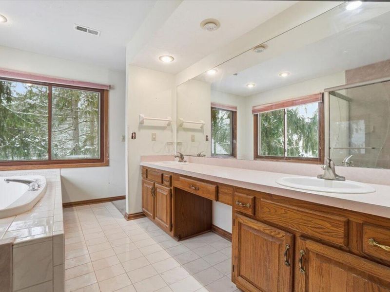 1417 Whispering Pines Lane, Bellefontaine, OH 43311 Photo 21