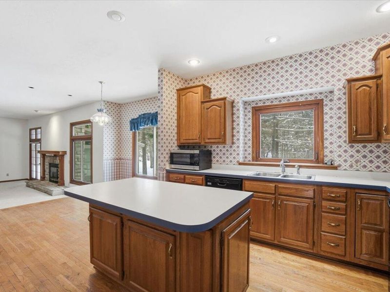 1417 Whispering Pines Lane, Bellefontaine, OH 43311 Photo 8