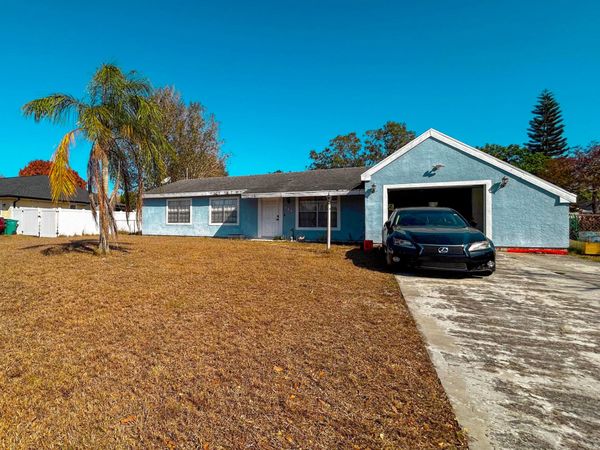 649 SW Everett Court, Port Saint Lucie, FL 34953