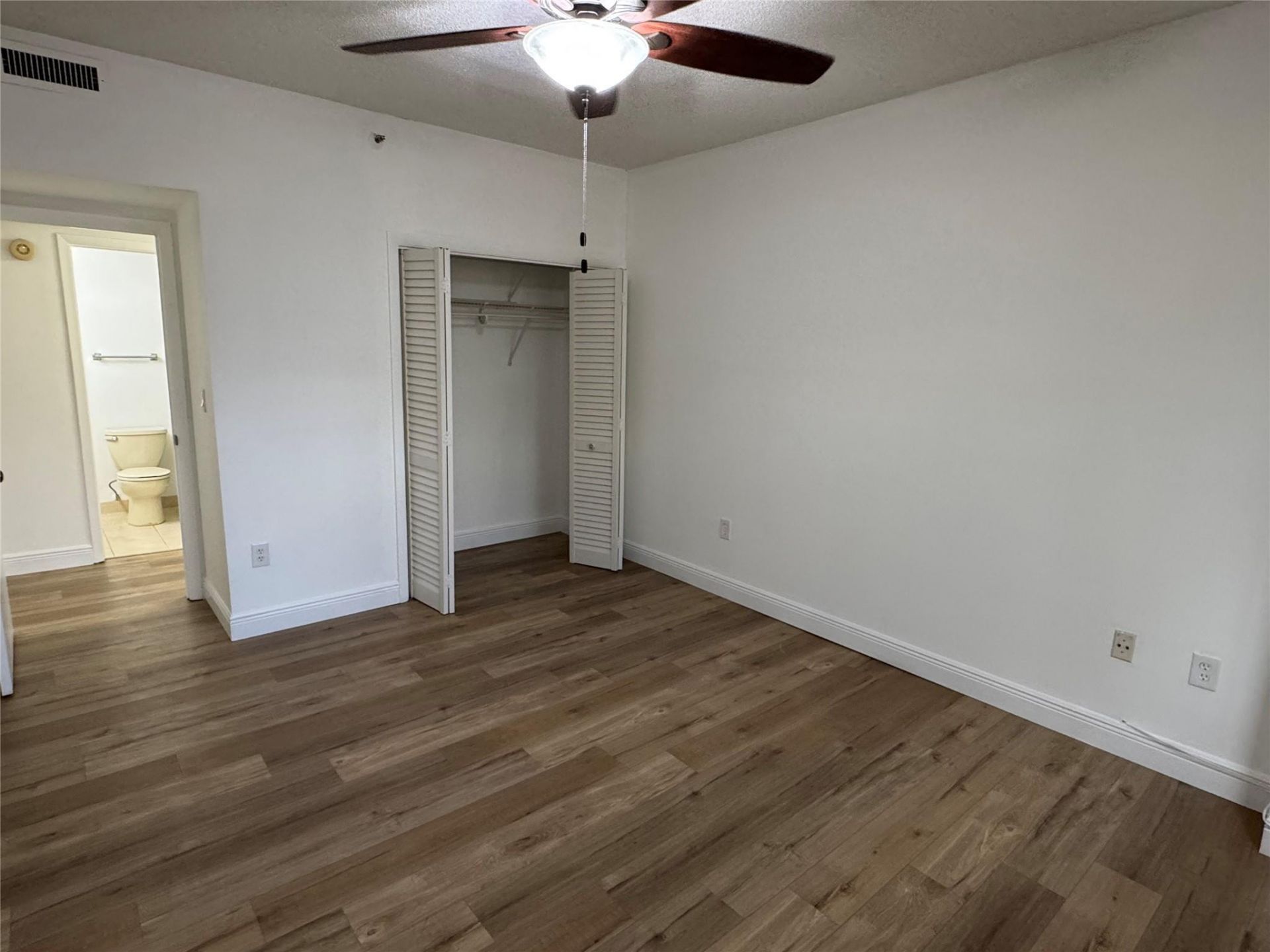 3850 Washington Street, Unit 102, Hollywood, FL 33021 Photo