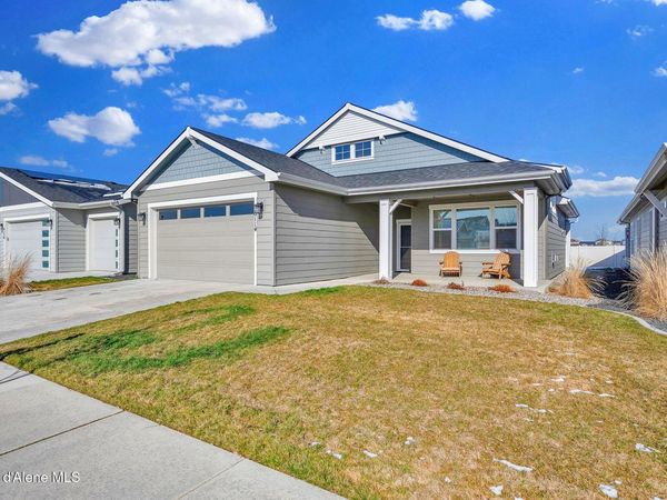 8114 N Girard CIR, Coeur d'Alene, ID 83815