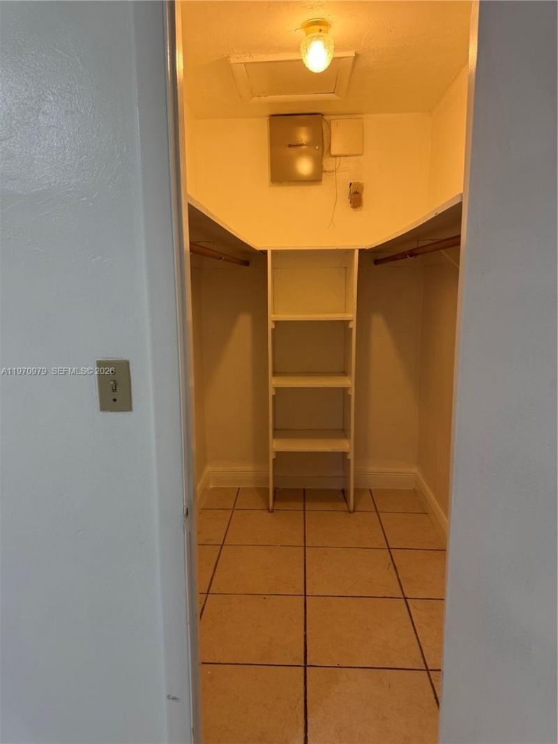 470 NE 127th St, North Miami, FL 33161 Photo