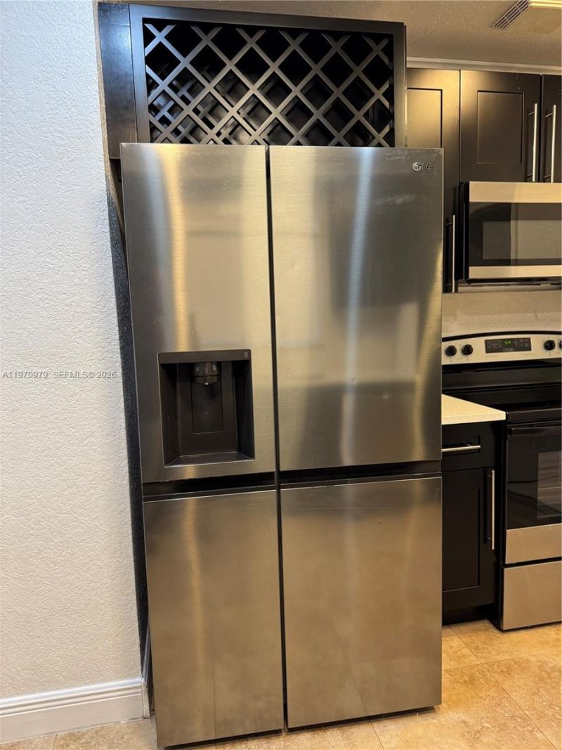 470 NE 127th St, North Miami, FL 33161 Photo