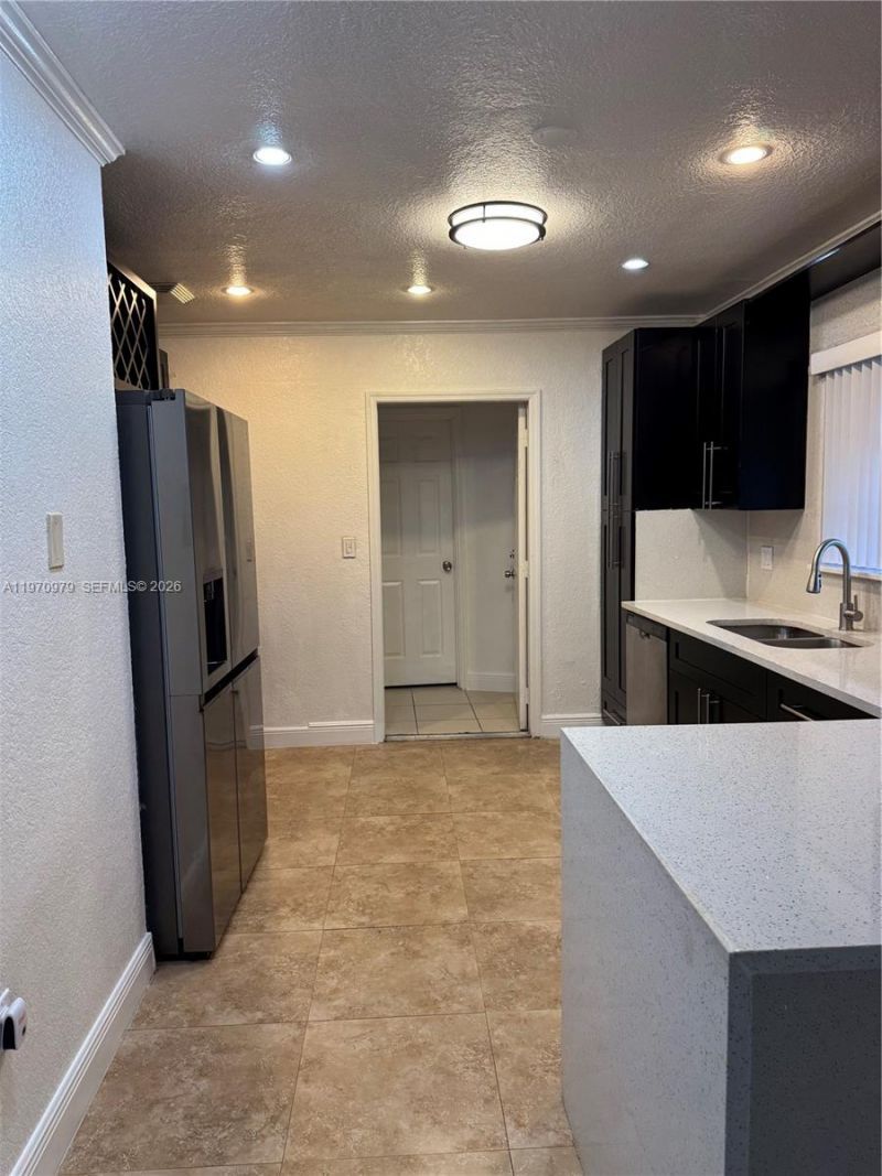 470 NE 127th St, North Miami, FL 33161 Photo