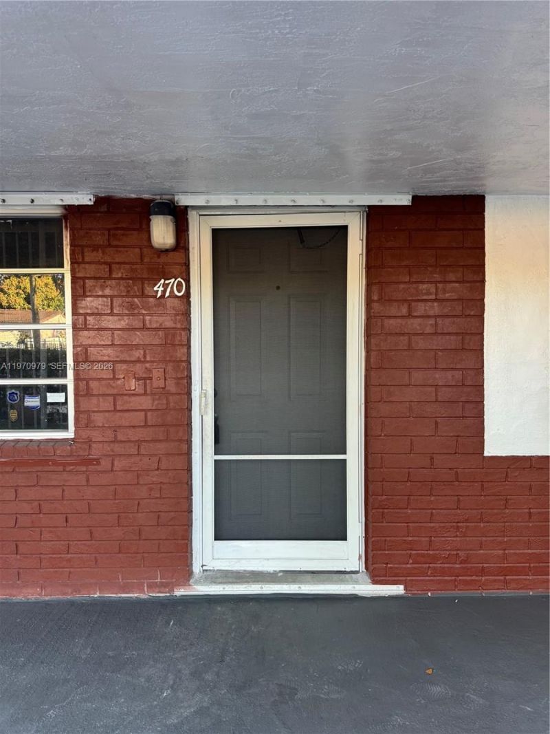 470 NE 127th St, North Miami, FL 33161 Photo