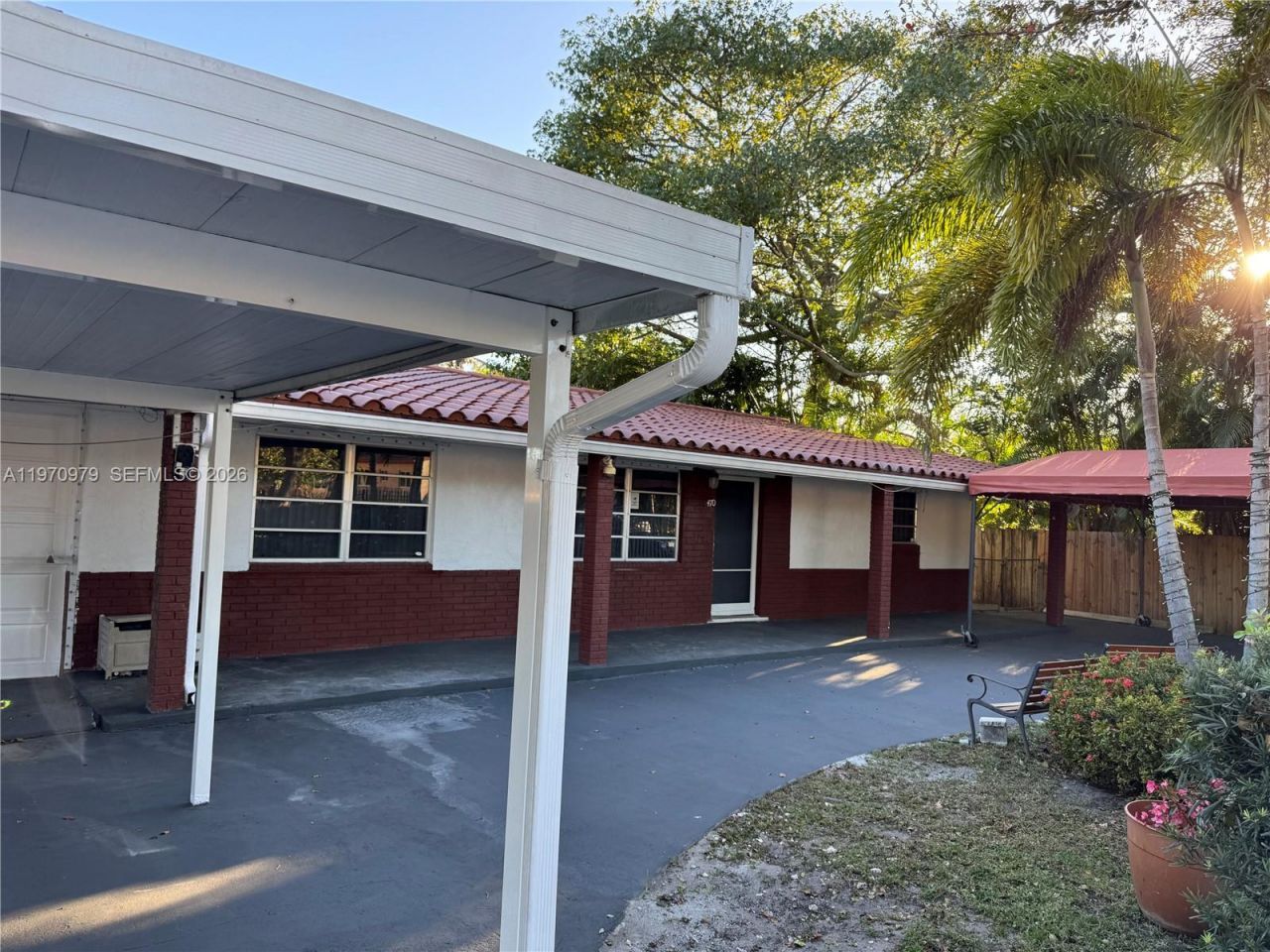 470 NE 127th St, North Miami, FL 33161 Photo