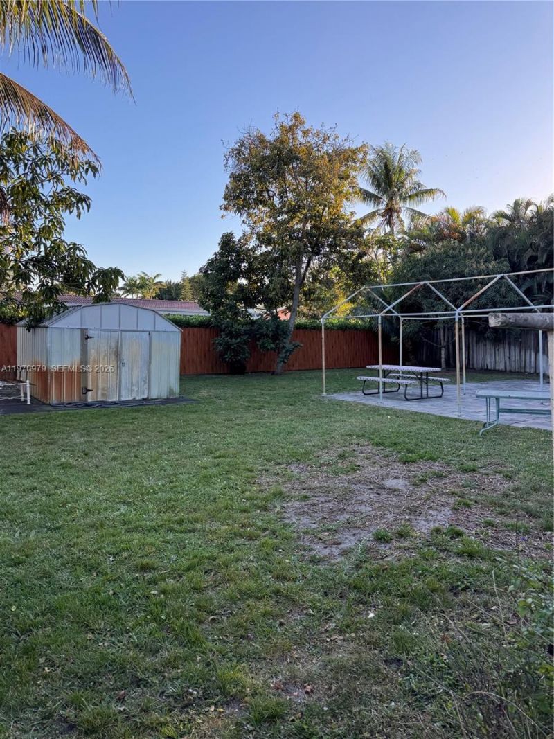 470 NE 127th St, North Miami, FL 33161 Photo