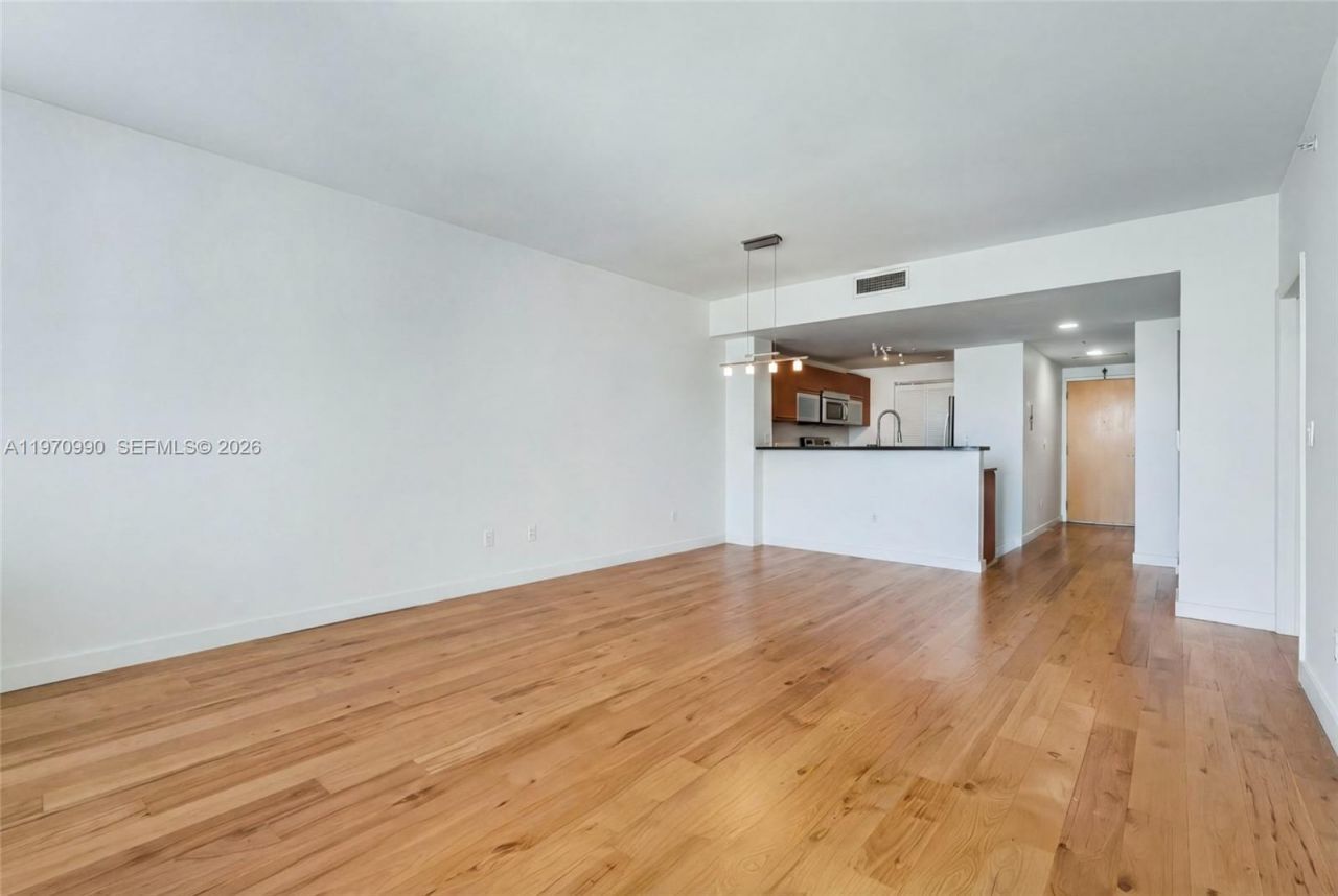 253 NE 2nd St , Unit 1007, Miami, FL 33132 Photo
