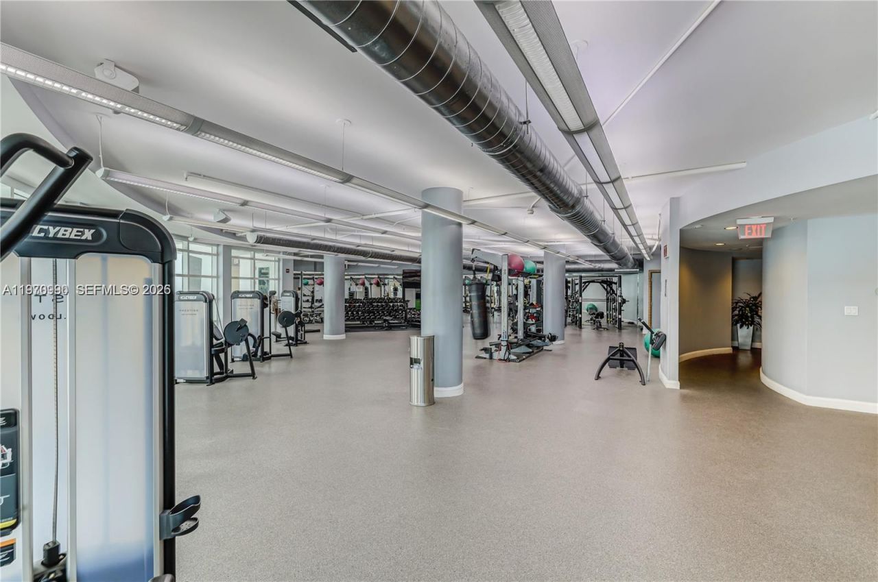 253 NE 2nd St , Unit 1007, Miami, FL 33132 Photo