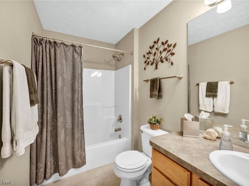 5312 Bringham Drive, Brunswick Hills, OH 44212 Photo 24