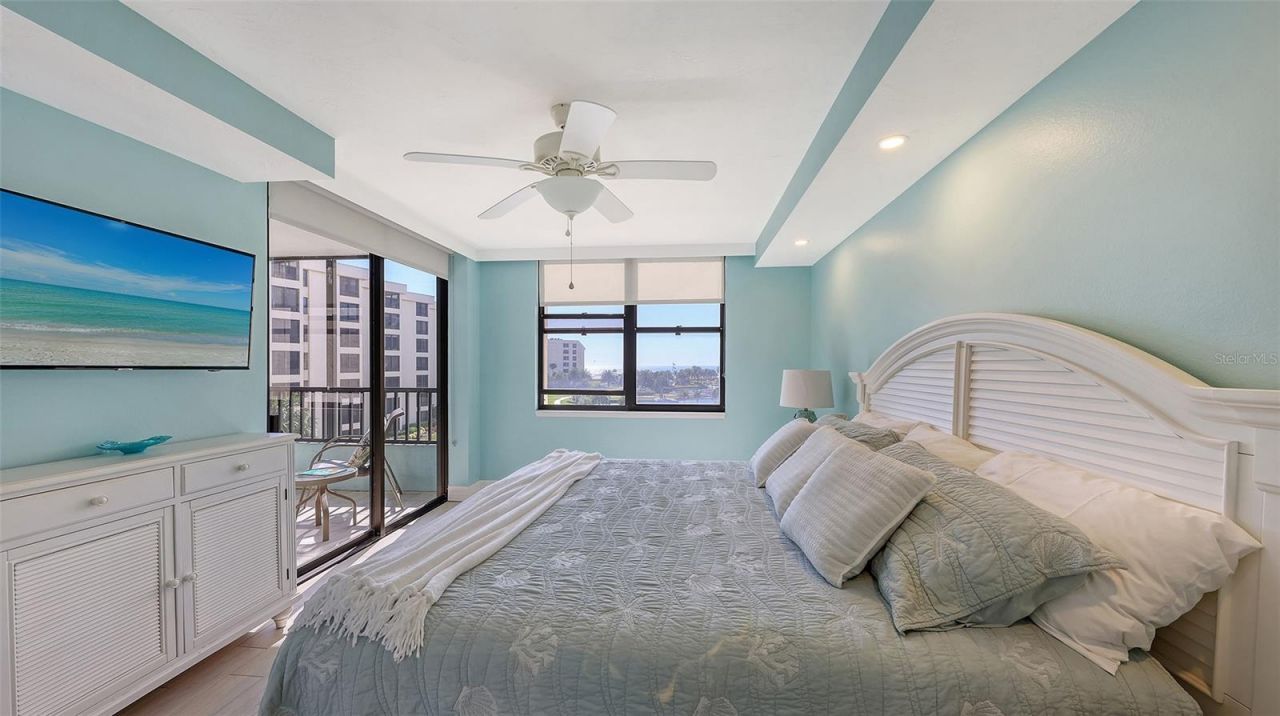 5770 Midnight Pass Road, Unit 404, Sarasota, FL 34242 Photo