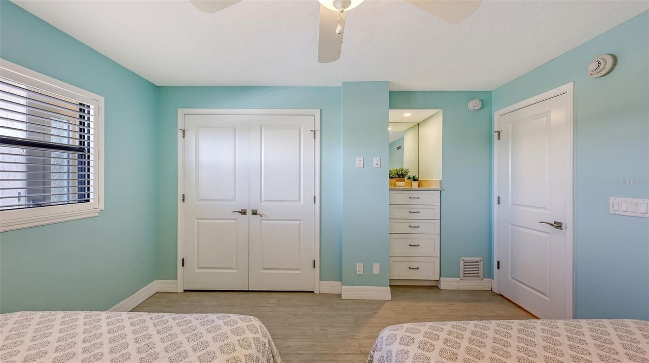 5770 Midnight Pass Road, Unit 404, Sarasota, FL 34242 Photo