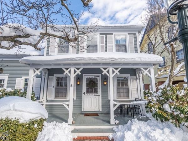 5 Murray Hill Sq, New Providence, NJ 07974