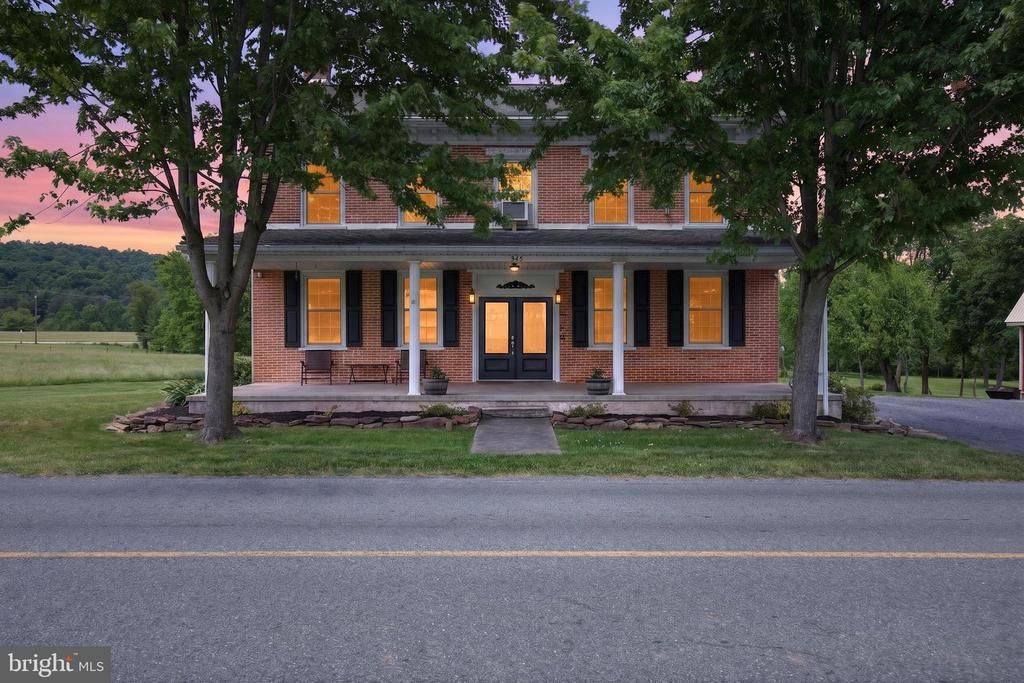545 HILLTOWN ROAD, GETTYSBURG, PA 17325
