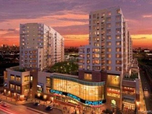 40-22 College Point Boulevard, Unit 12Q, Flushing, NY 11354