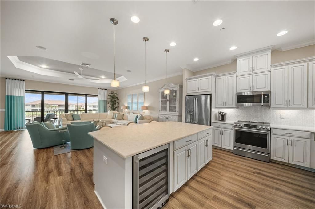 9672 Montelanico Loop, Unit 203, Naples, FL 34119 Photo