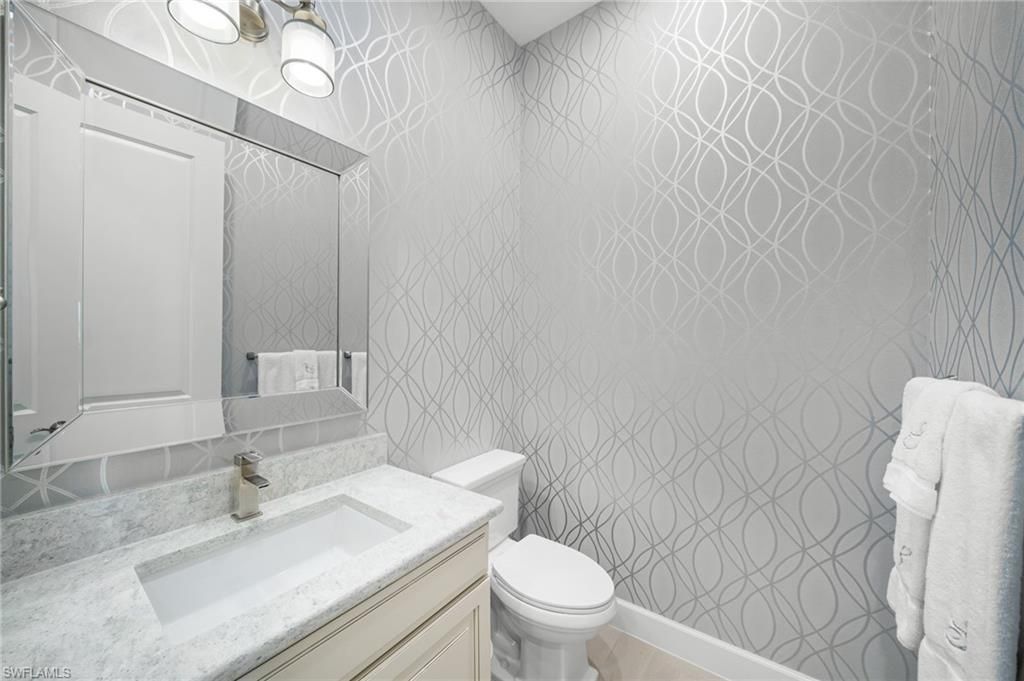 9672 Montelanico Loop, Unit 203, Naples, FL 34119 Photo