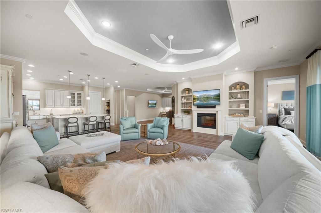 9672 Montelanico Loop, Unit 203, Naples, FL 34119 Photo