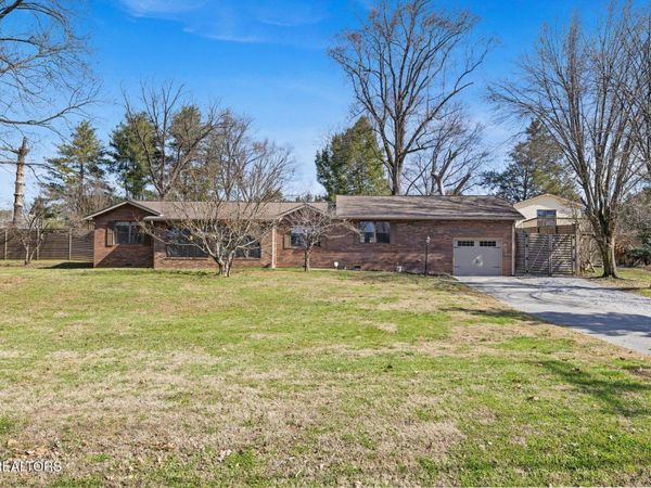2808 Byington Solway Rd, Knoxville, TN 37931