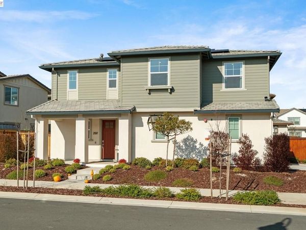 2517 2517 Cyan Dr, Fairfield, CA 94533