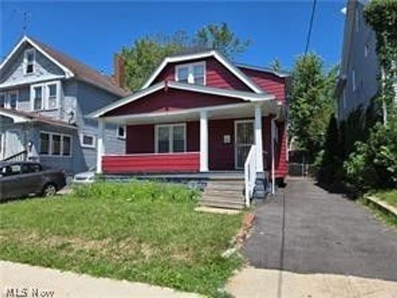 11813 Dove, Cleveland, OH 44122 Photo 1