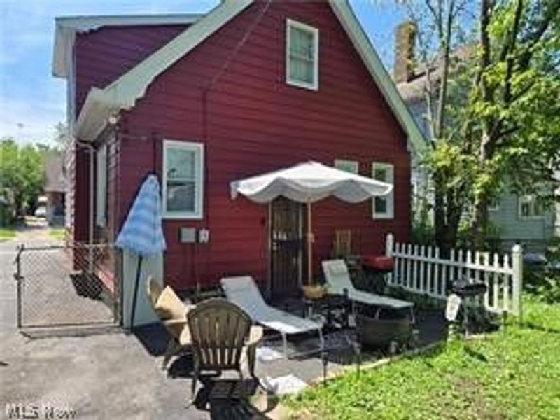 11813 Dove, Cleveland, OH 44122 Photo 3