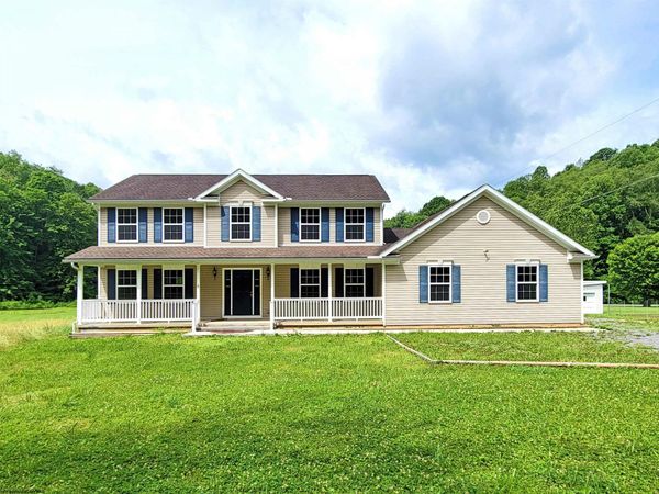 1730 Crossroads Road, Fairview, WV 26570