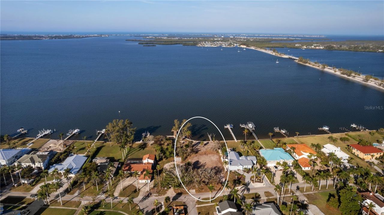 712 Palma Sola Boulevard, Bradenton, FL 34209 Photo