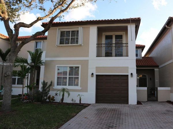 8330 NW 143rd Ter , Miami Lakes, FL 33016