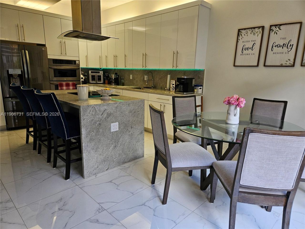 8330 NW 143rd Ter , Miami Lakes, FL 33016 Photo