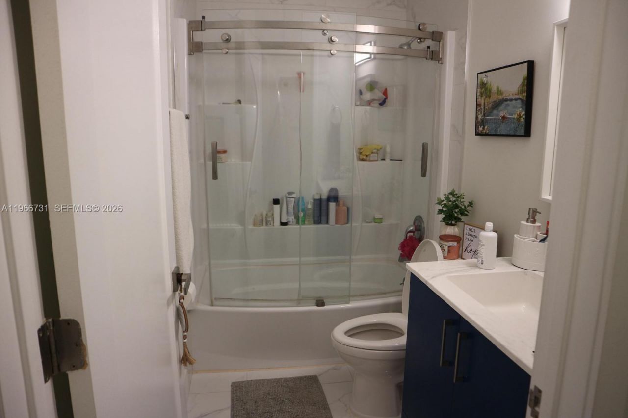 8330 NW 143rd Ter , Miami Lakes, FL 33016 Photo