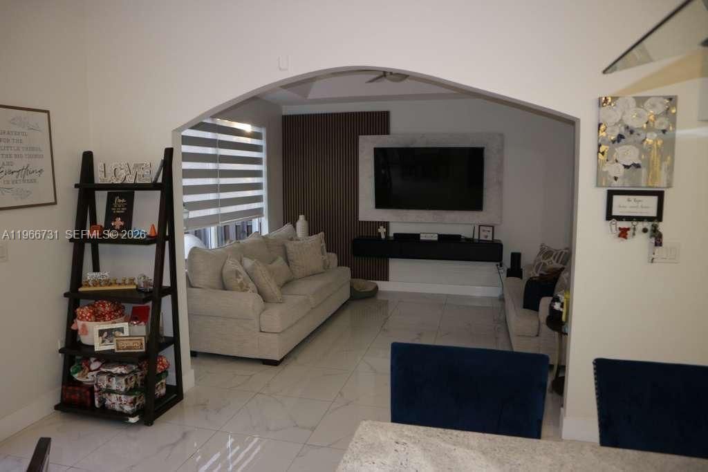 8330 NW 143rd Ter , Miami Lakes, FL 33016 Photo