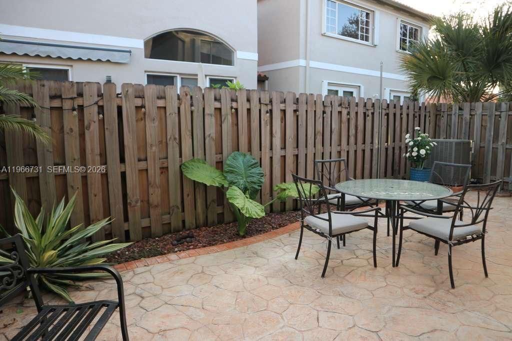 8330 NW 143rd Ter , Miami Lakes, FL 33016 Photo