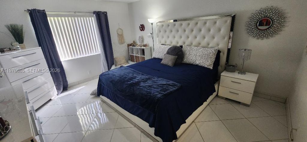 327 Lakeview Dr, Unit 103, Weston, FL 33326 Photo