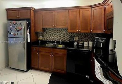 327 Lakeview Dr, Unit 103, Weston, FL 33326 Photo