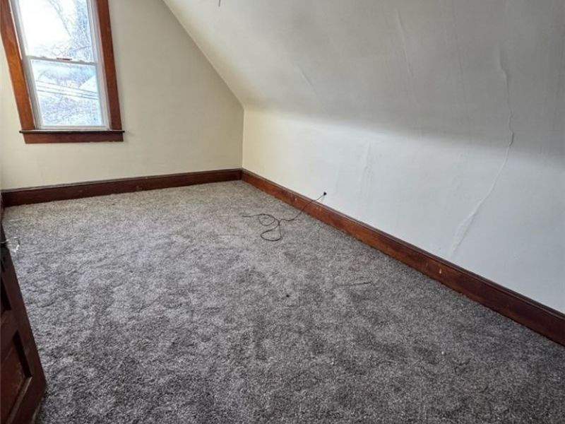 3802 E 55th Street, Cleveland, OH 44105 Photo 9