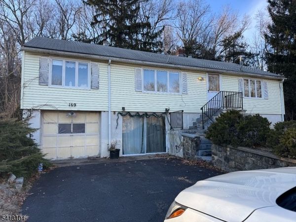 169 Green Pond Rd, Rockaway, NJ 07866