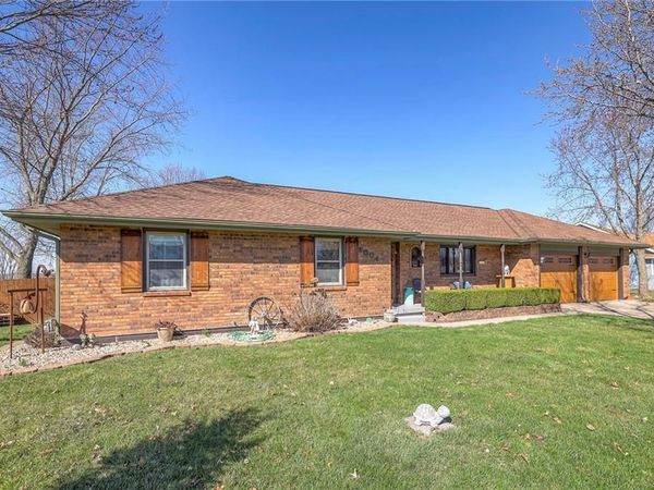 1004 N King Avenue, Harrisonville, MO 64701