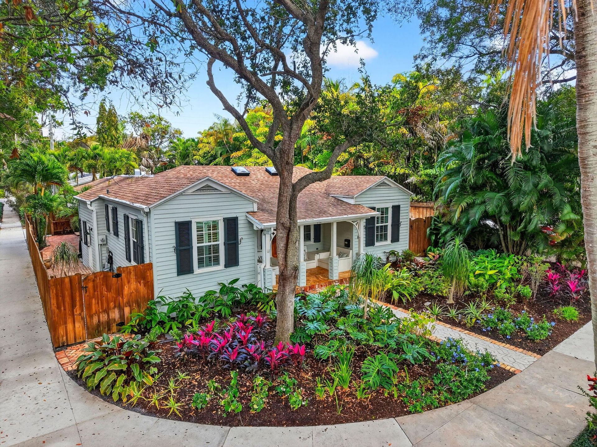 745 Claremore Drive, West Palm Beach, FL 33401 Photo