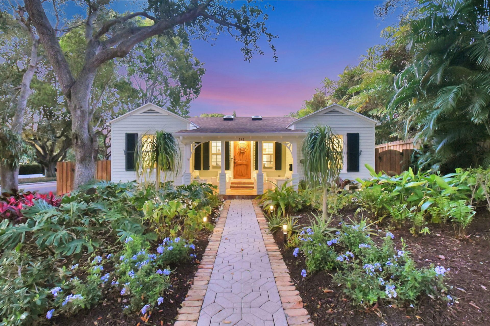 745 Claremore Drive, West Palm Beach, FL 33401 Photo