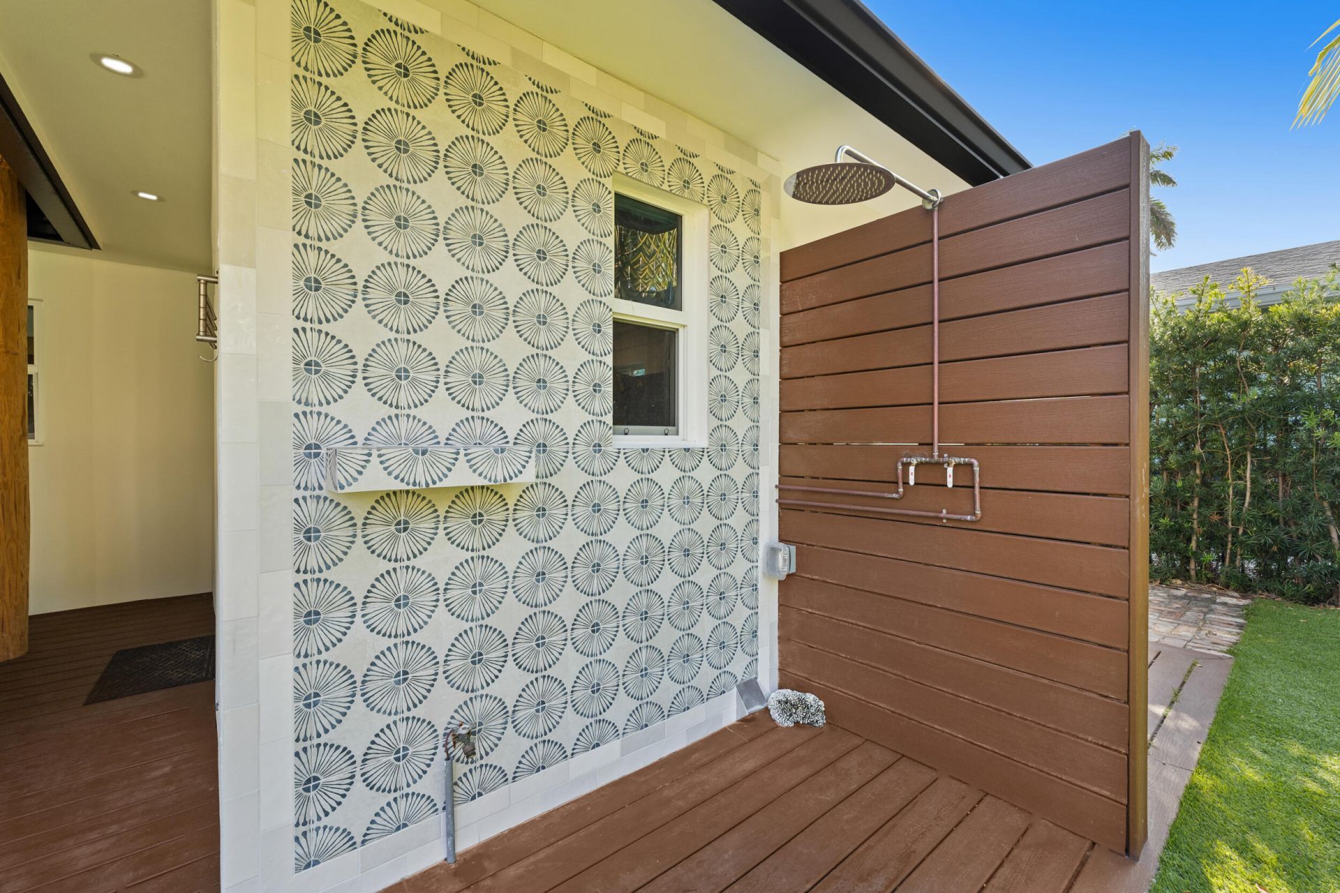 125 Cascade Lane, Palm Beach Shores, FL 33404 Photo