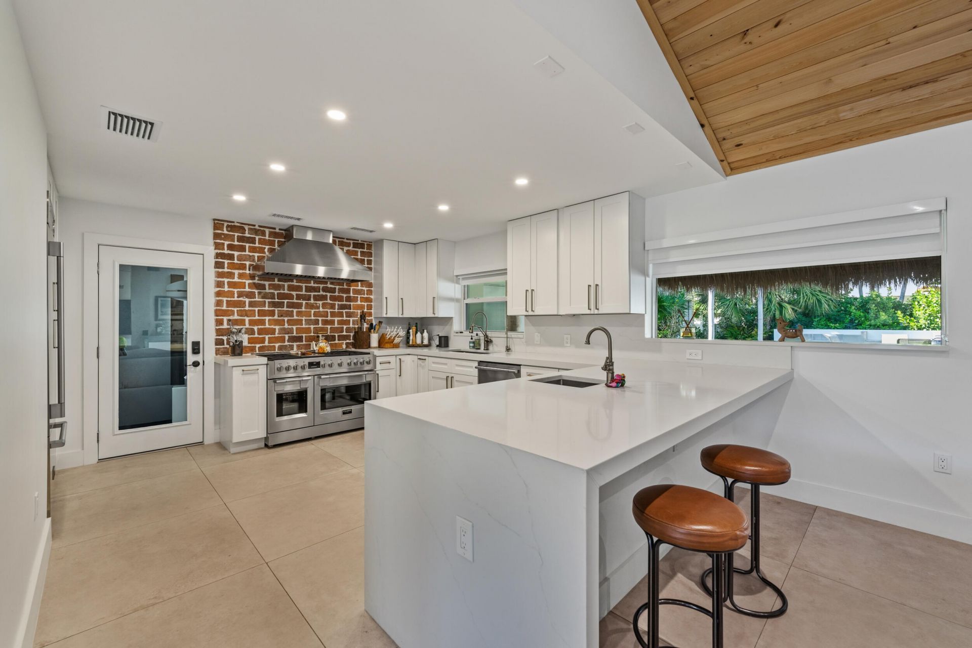 125 Cascade Lane, Palm Beach Shores, FL 33404 Photo