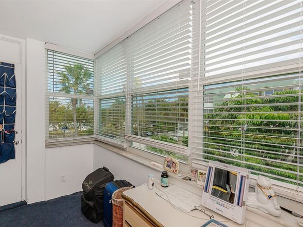 2751 Taft Street, Unit 305, Hollywood, FL 33020