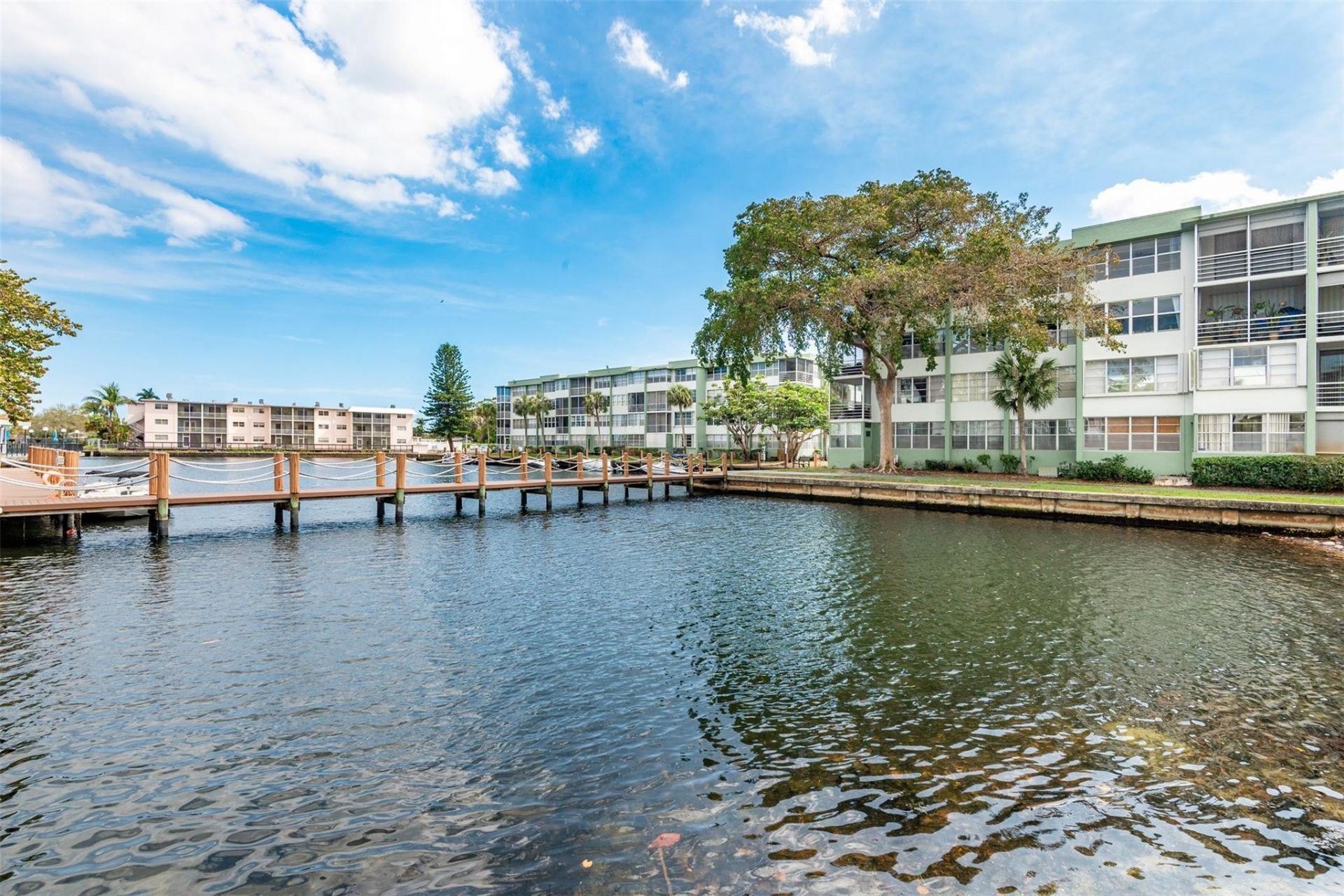 2751 Taft Street, Unit 305, Hollywood, FL 33020 Photo