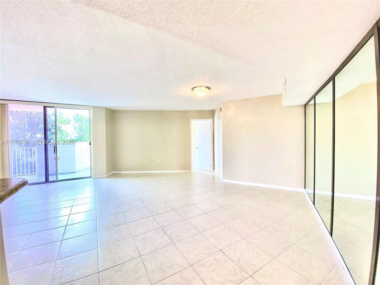 1300 NE Miami Gardens Dr , Unit 701E, Miami, FL 33179 Photo