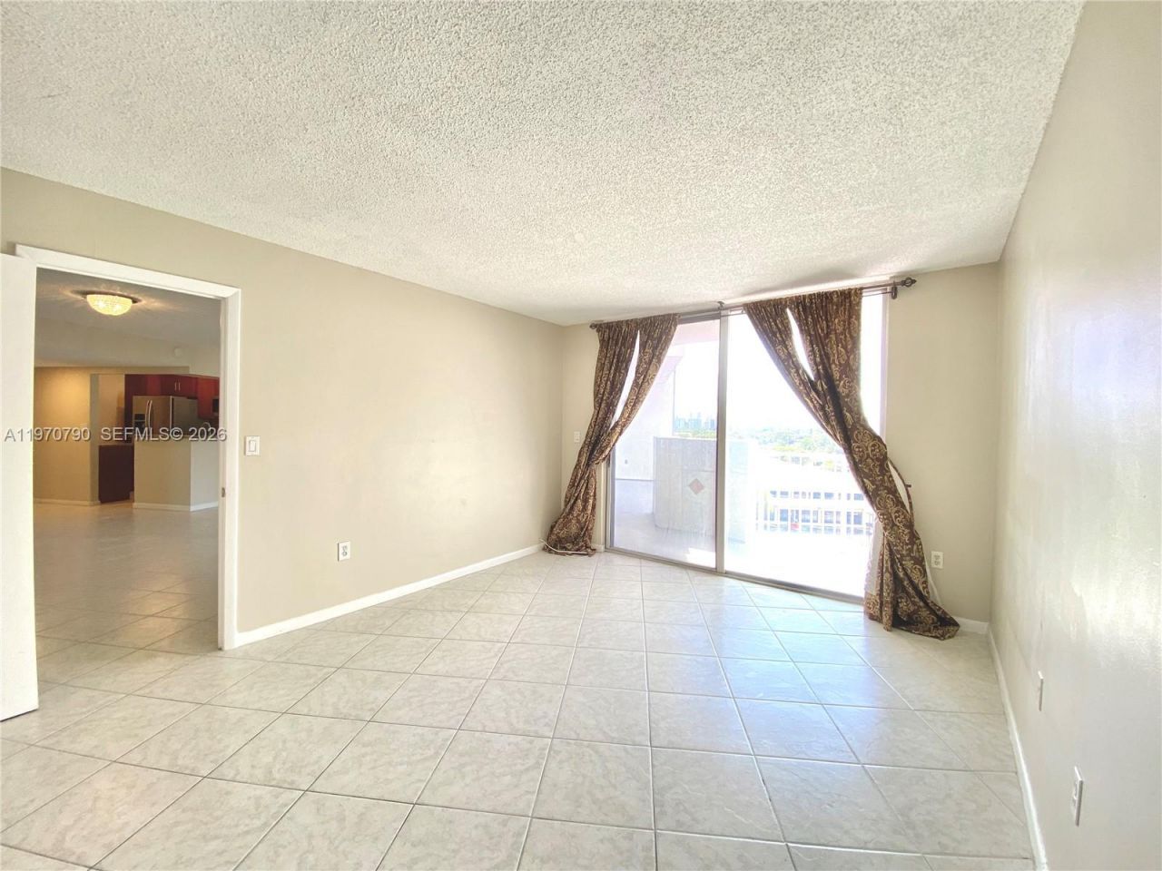 1300 NE Miami Gardens Dr , Unit 701E, Miami, FL 33179 Photo