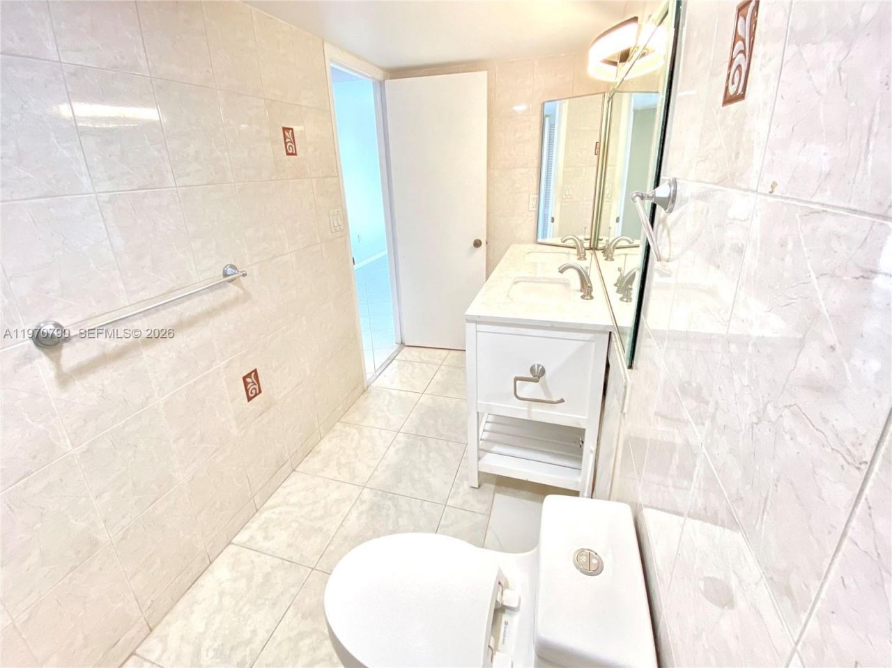 1300 NE Miami Gardens Dr , Unit 701E, Miami, FL 33179 Photo